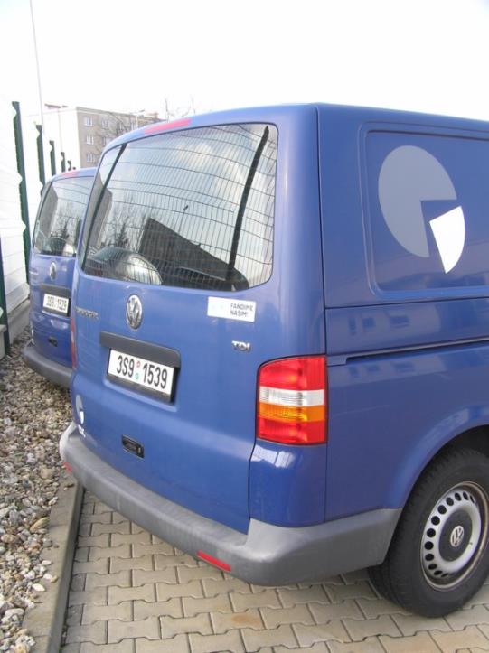 Prumyslových robotu-3